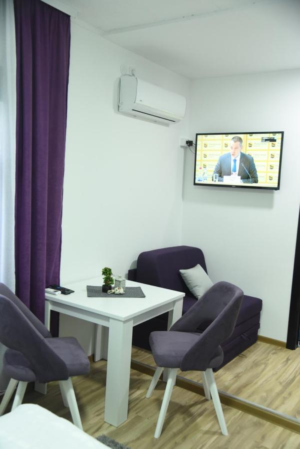 Restoran,,Vuk,, Trsic Bed & Breakfast Exterior foto