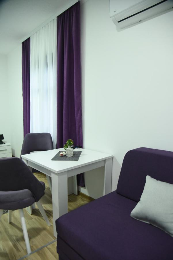 Restoran,,Vuk,, Trsic Bed & Breakfast Exterior foto