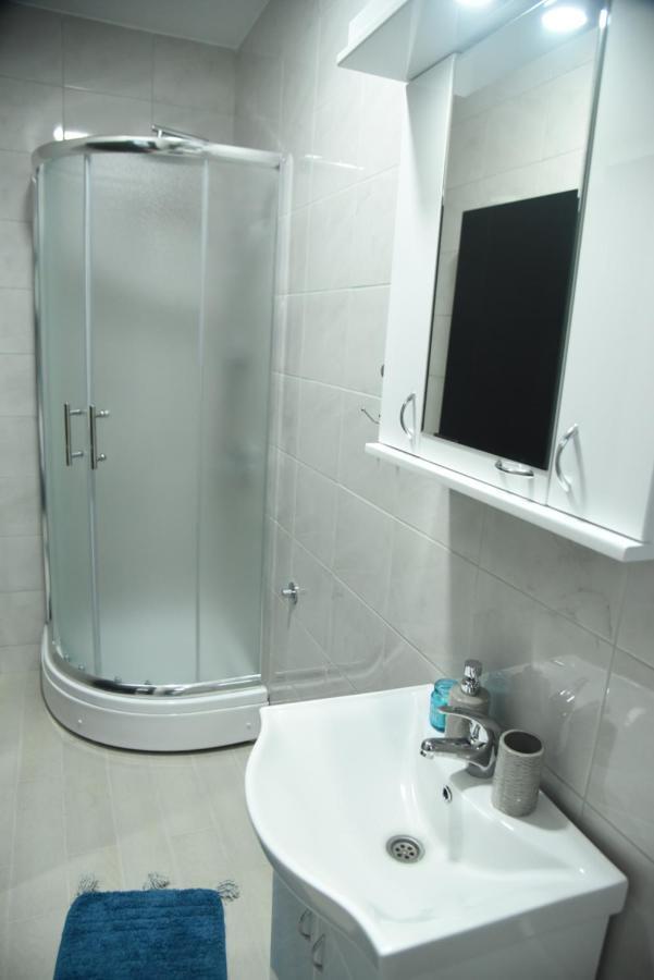 Restoran,,Vuk,, Trsic Bed & Breakfast Exterior foto